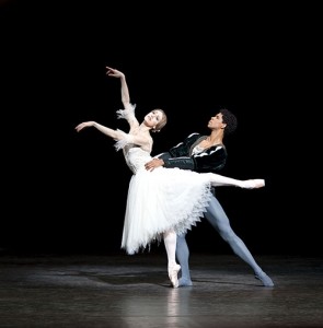 giselle pas de deux second act shows two dancers in duet