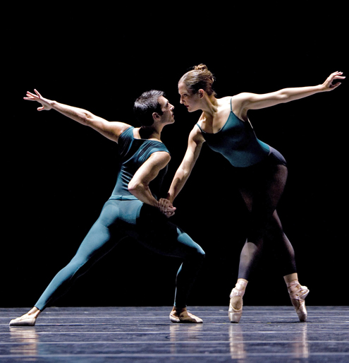 Carrie Imler and Jonathan Porretta in In the Middle, Somewhat Elevated.
Photo © Angela Sterling